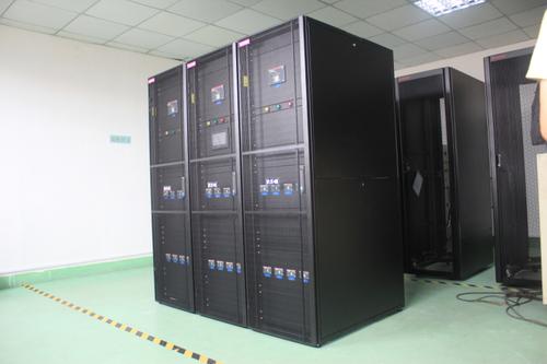 河南陶瓷防靜電地板淺析在鋪設(shè)時還要穿防靜電服嗎 河南陶瓷防靜電地板淺析在鋪設(shè)時還要穿防靜電服嗎